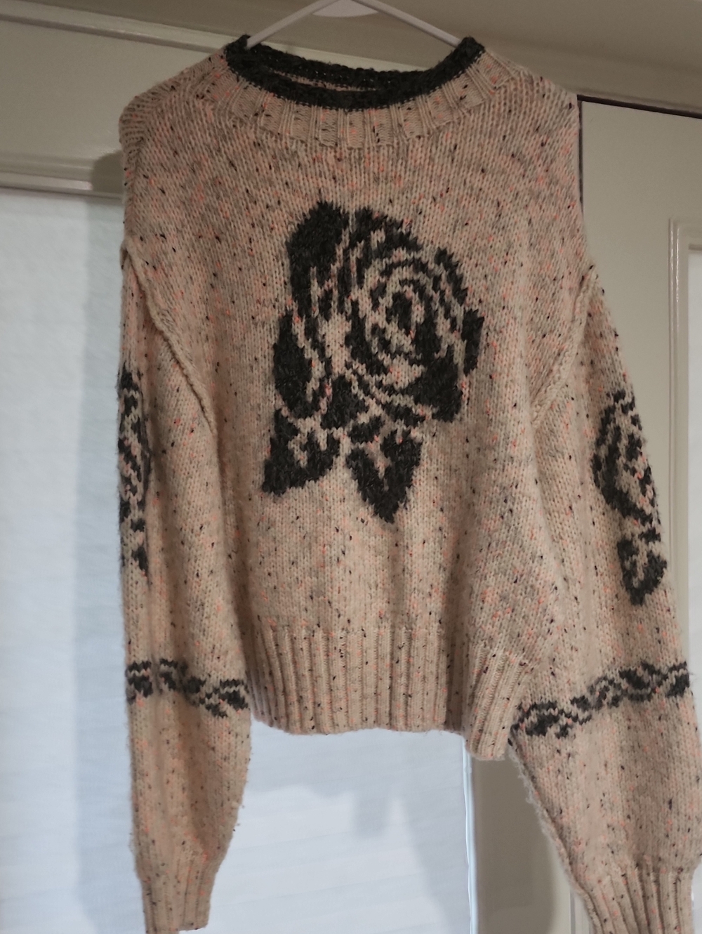 Kimchi Blue Cream Speckled Crewneck Sweater with Black Rose Intarsia